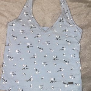 hollister holter crop top